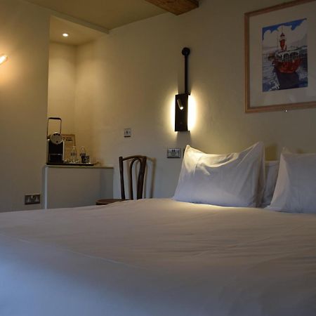 Alma Inn & Dining Rooms Харуич Екстериор снимка