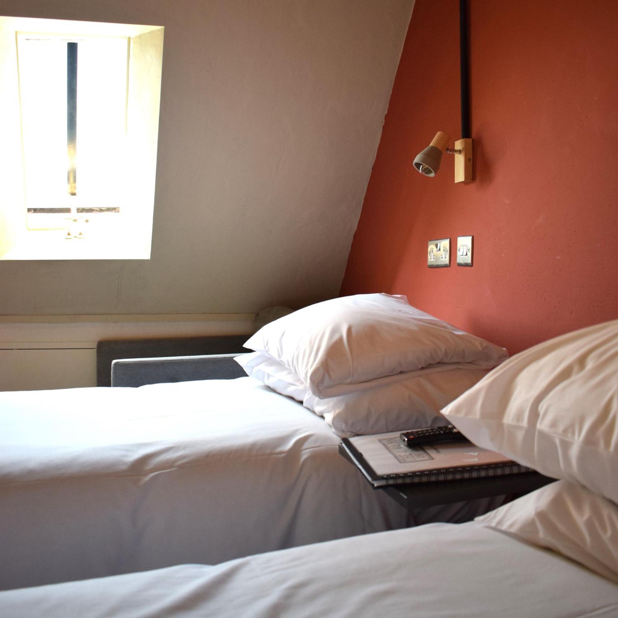 Alma Inn & Dining Rooms Харуич Екстериор снимка
