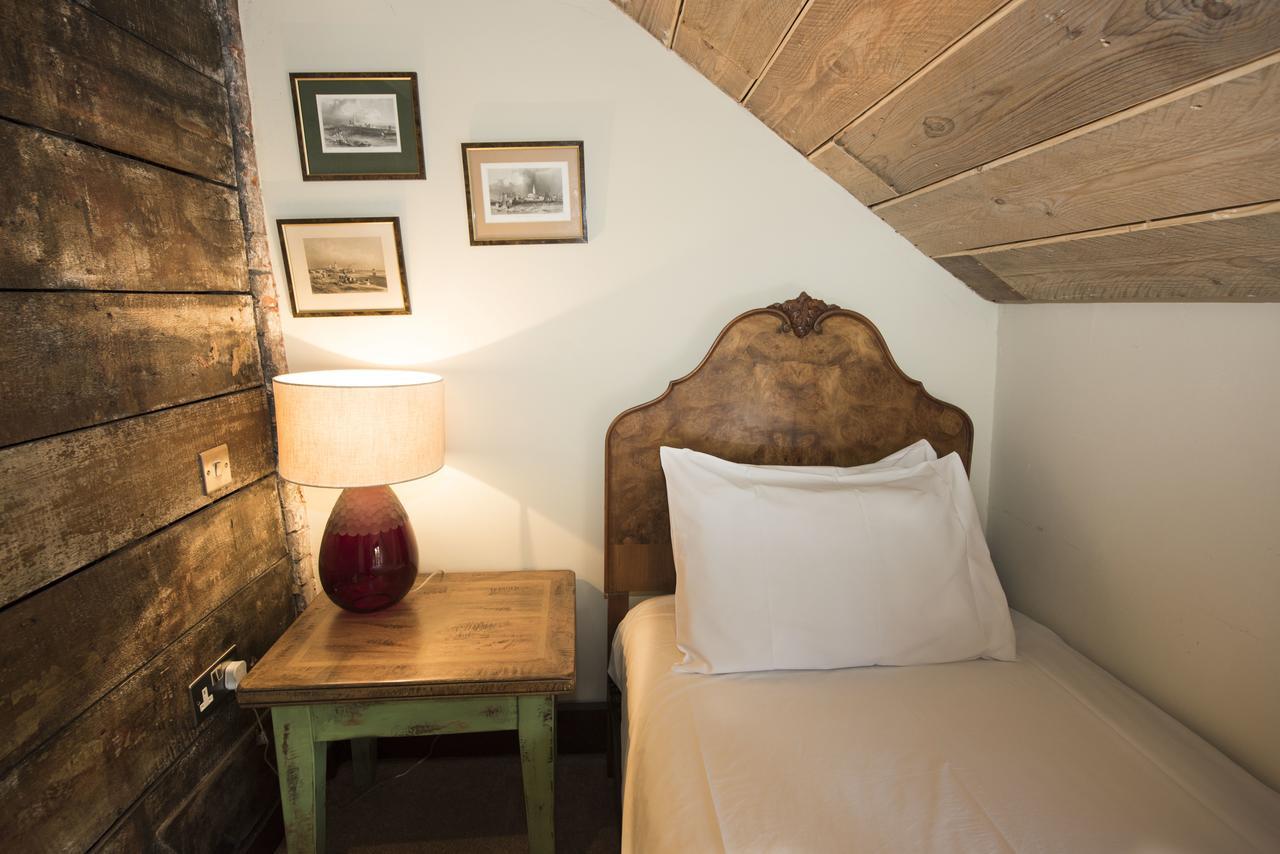 Alma Inn & Dining Rooms Харуич Екстериор снимка